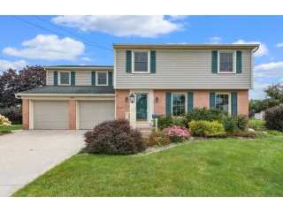 Property at 438 Worcester Drive NE